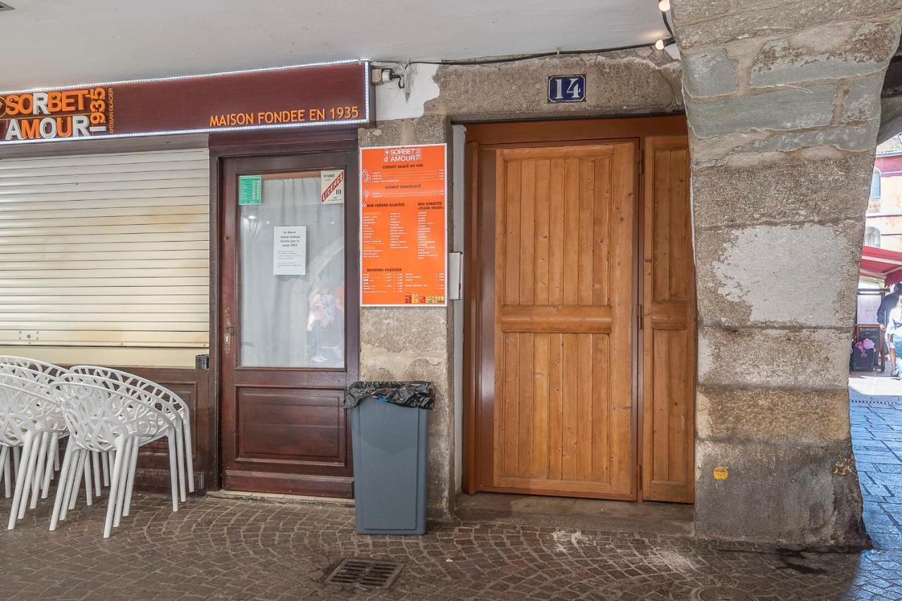 Spacious Apartment Rated 4 Stars In The Heart Of The Old Town Annecy Exterior photo